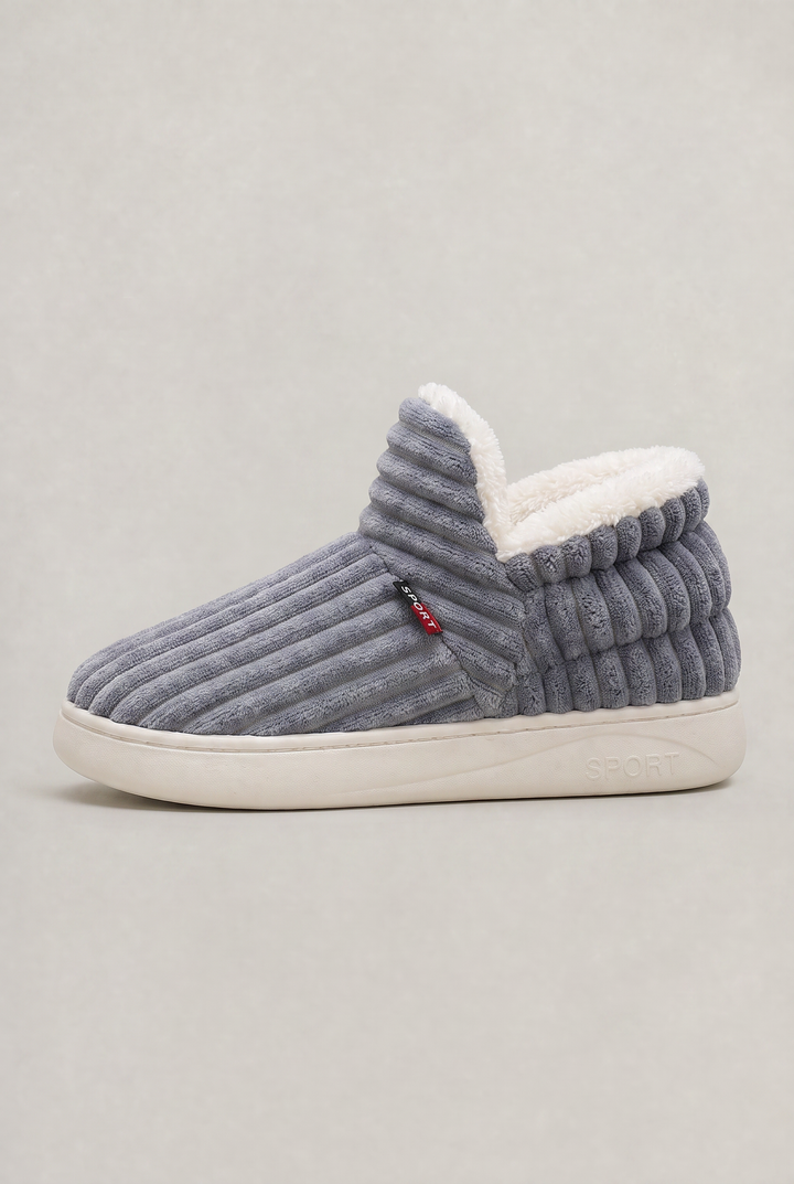 Nora │ Women's Faux Fur Slipper Boots With Closed Back And Rubber Sole