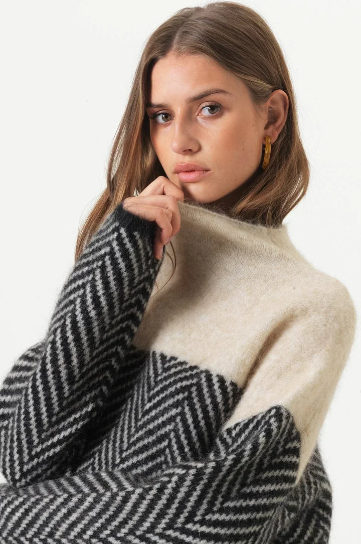 Phoebe │ Women's Cashmere Blend Textured Turtleneck Jumper