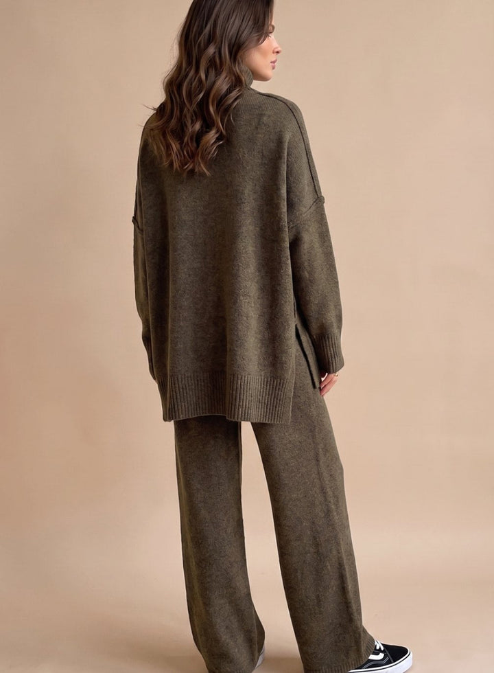 Women's Oversized Turtleneck Knit Wide-Leg Lounge Set - Brown
