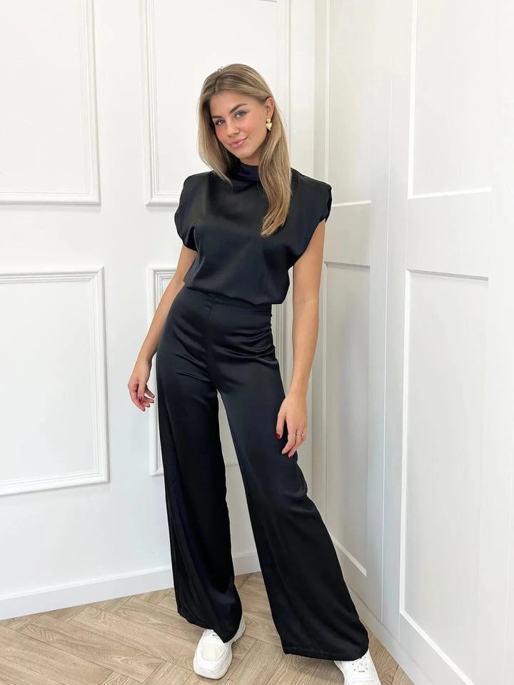Women's Satin Wide-Leg Sleeveless Mock-Neck Jumpsuit - Zwart